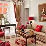 Plaza Athenee - Dorchester Collection 5* Párizs