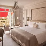 Plaza Athenee - Dorchester Collection Szálloda 5*