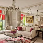 Plaza Athenee - Dorchester Collection 5*