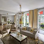 Plaza Athenee - Dorchester Collection 5*