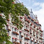 Szálloda Plaza Athenee - Dorchester Collection