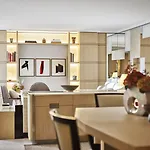 Plaza Athenee - Dorchester Collection Szálloda 5*