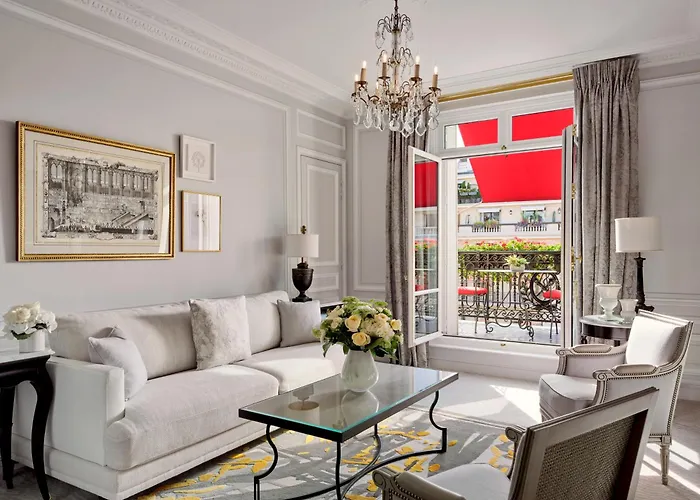 Plaza Athenee - Dorchester Collection Hotel Paříž