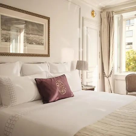 Hotel Plaza Athénée - Dorchester Collection París
