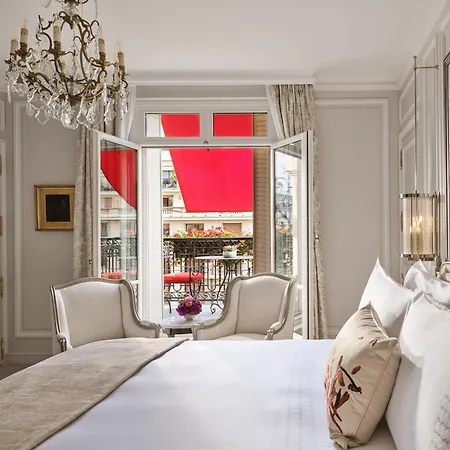 Hotel Plaza Athénée - Dorchester Collection Paris