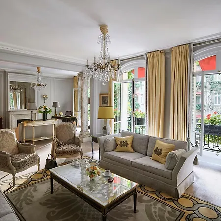 Plaza Athénée - Dorchester Collection 5*