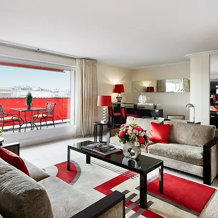 Plaza Athénée - Dorchester Collection 5* París