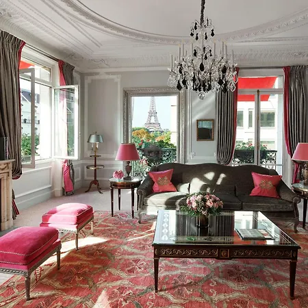 Plaza Athénée - Dorchester Collection Hotel 5*