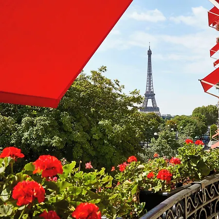 Hotel Plaza Athénée - Dorchester Collection 5*