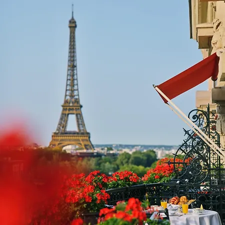 Plaza Athénée - Dorchester Collection 5* Paris