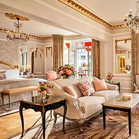 Hotel Plaza Athénée - Dorchester Collection Paris