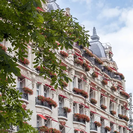 Hotel Plaza Athénée - Dorchester Collection