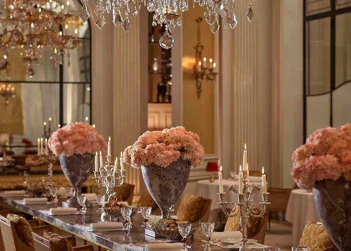 Hotel Plaza Athenee - Dorchester Collection