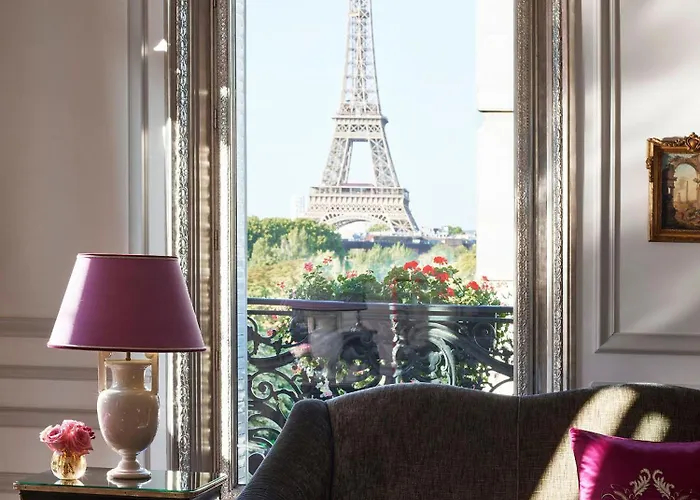 Hotel Plaza Athenee - Dorchester Collection