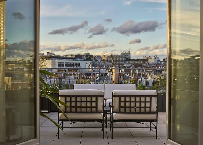 Hotel Plaza Athenee - Dorchester Collection 5*