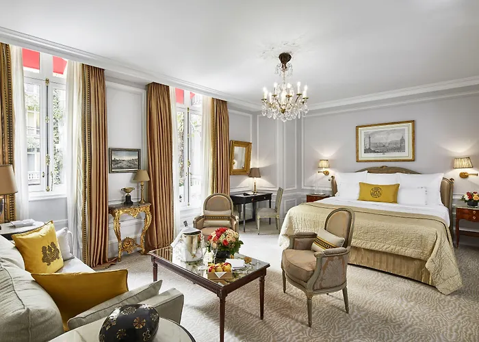 Plaza Athenee - Dorchester Collection