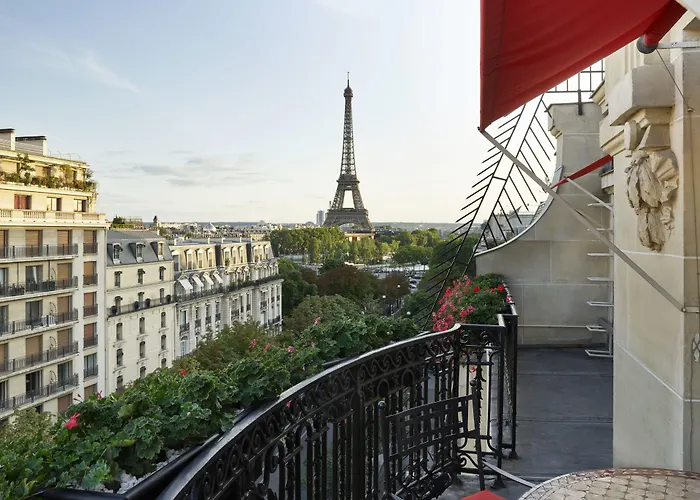 Plaza Athenee - Dorchester Collection 5*
