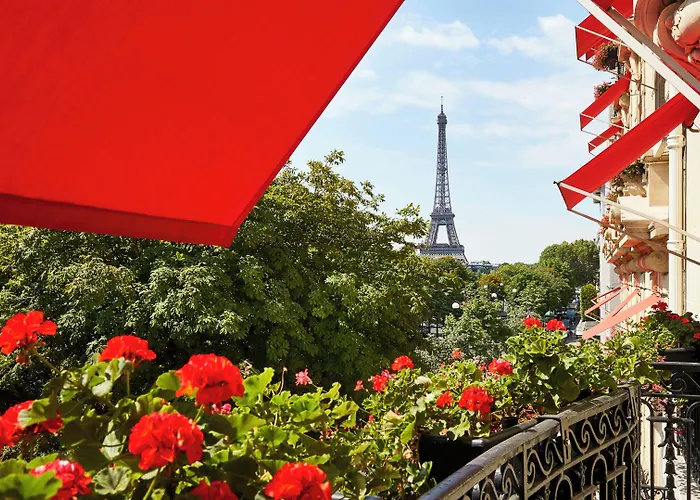 Hotel Plaza Athenee - Dorchester Collection 5*