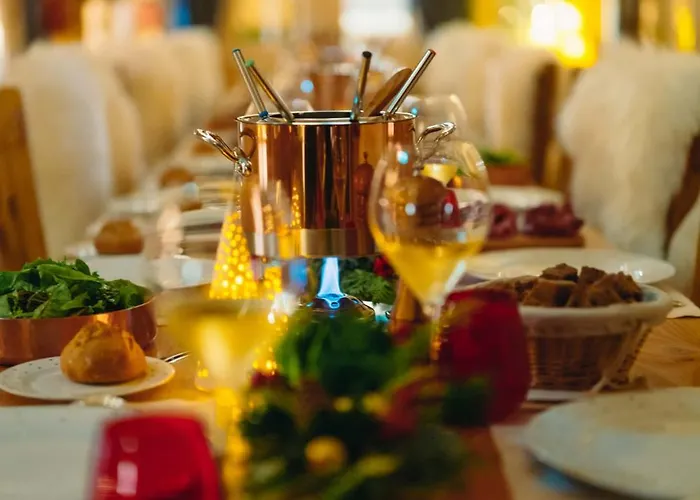 Plaza Athenee - Dorchester Collection