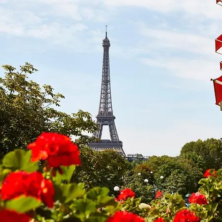 Plaza Athenee - Dorchester Collection Hotel 5*