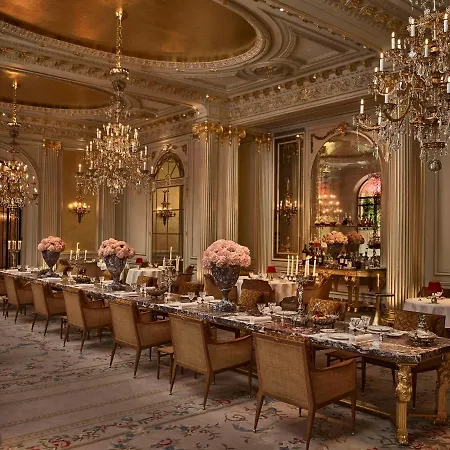 Plaza Athenee - Dorchester Collection 5*