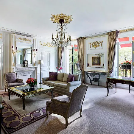 Plaza Athenee - Dorchester Collection 5*