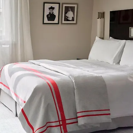 Plaza Athenee - Dorchester Collection Hotel 5*