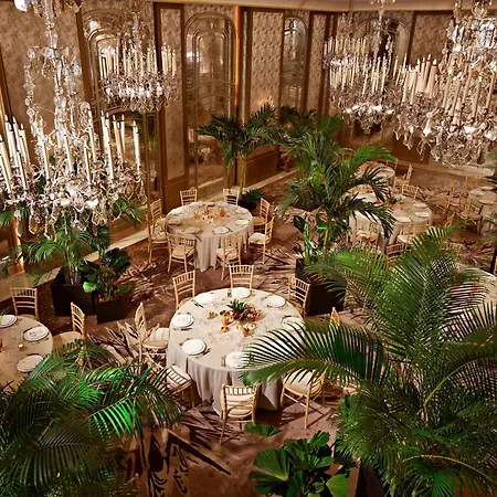 Plaza Athenee - Dorchester Collection Hotel 5*