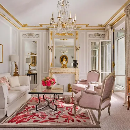 Plaza Athenee - Dorchester Collection
