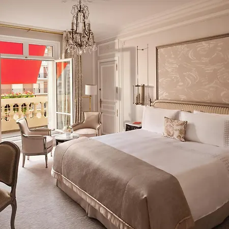 Plaza Athenee - Dorchester Collection Ξενοδοχείο 5*