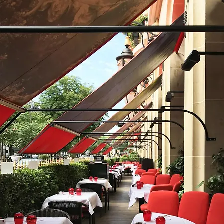 Plaza Athenee - Dorchester Collection 5*